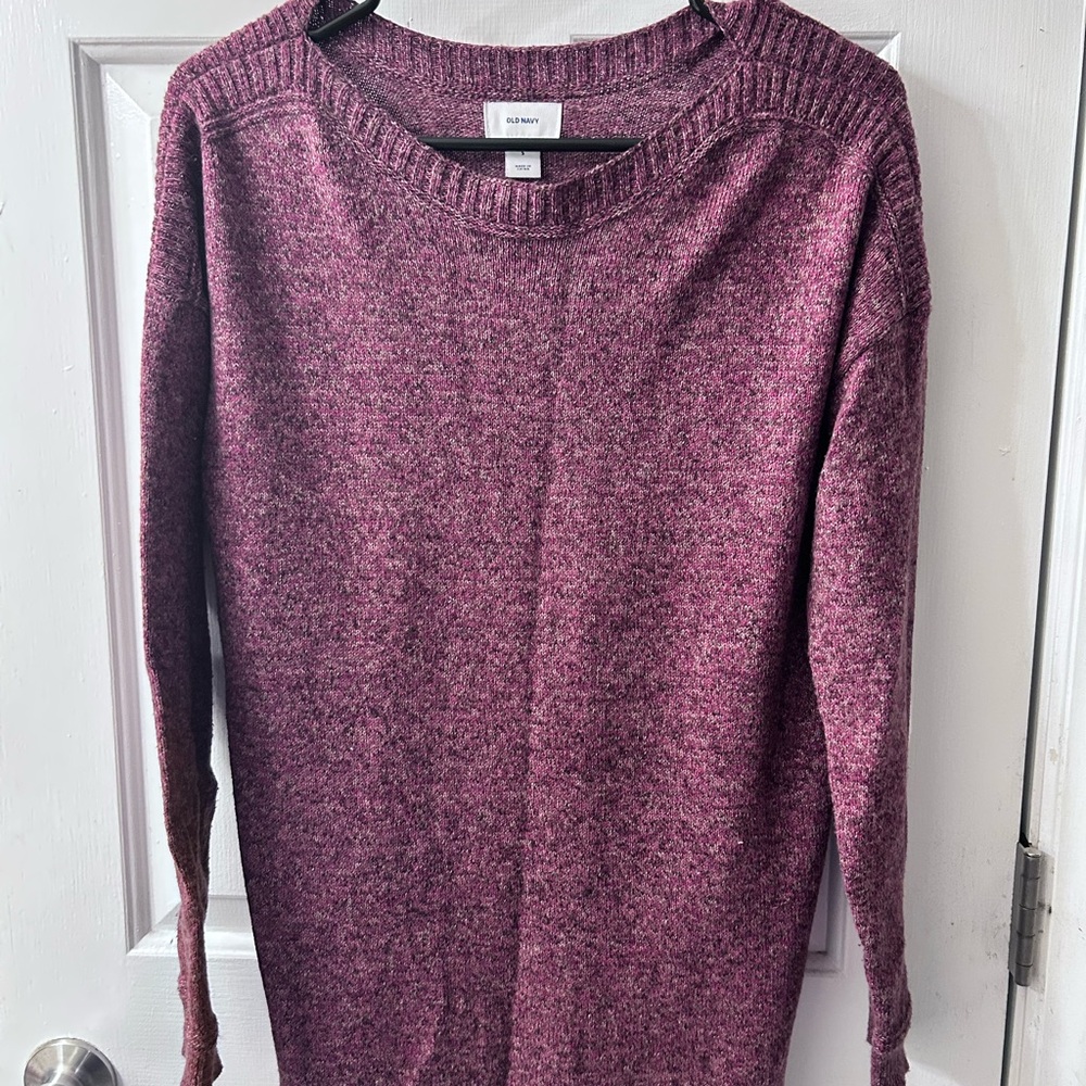 Old Navy Women's Maroon Crew Neck Sweater